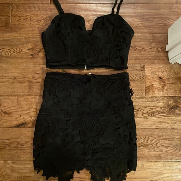 2 piece set - Picture 1 of 3